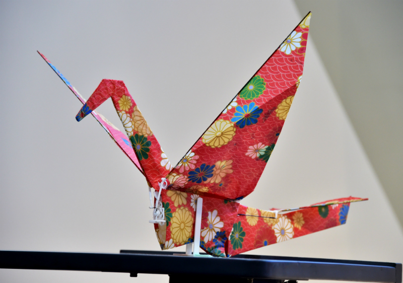Illustration for article titled This Flying Origami Crane Proves Drones Could Be Beautiful, Too